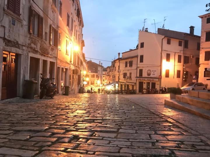 Feel The City Atmosphere Rovinj Exterior photo
